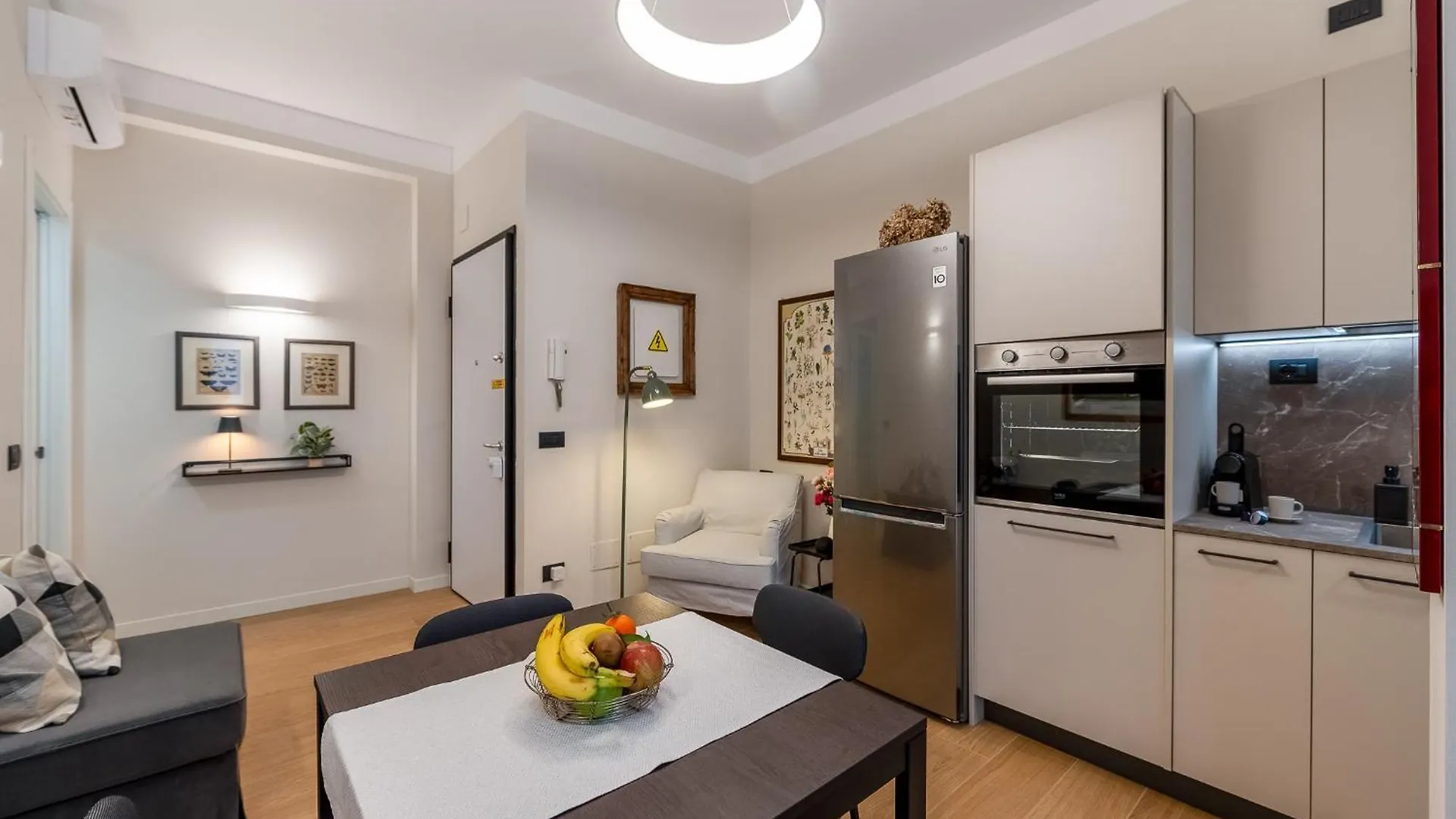 La Casa Di Lou - San Siro E City Life A 15 Minuti Milan Apartment