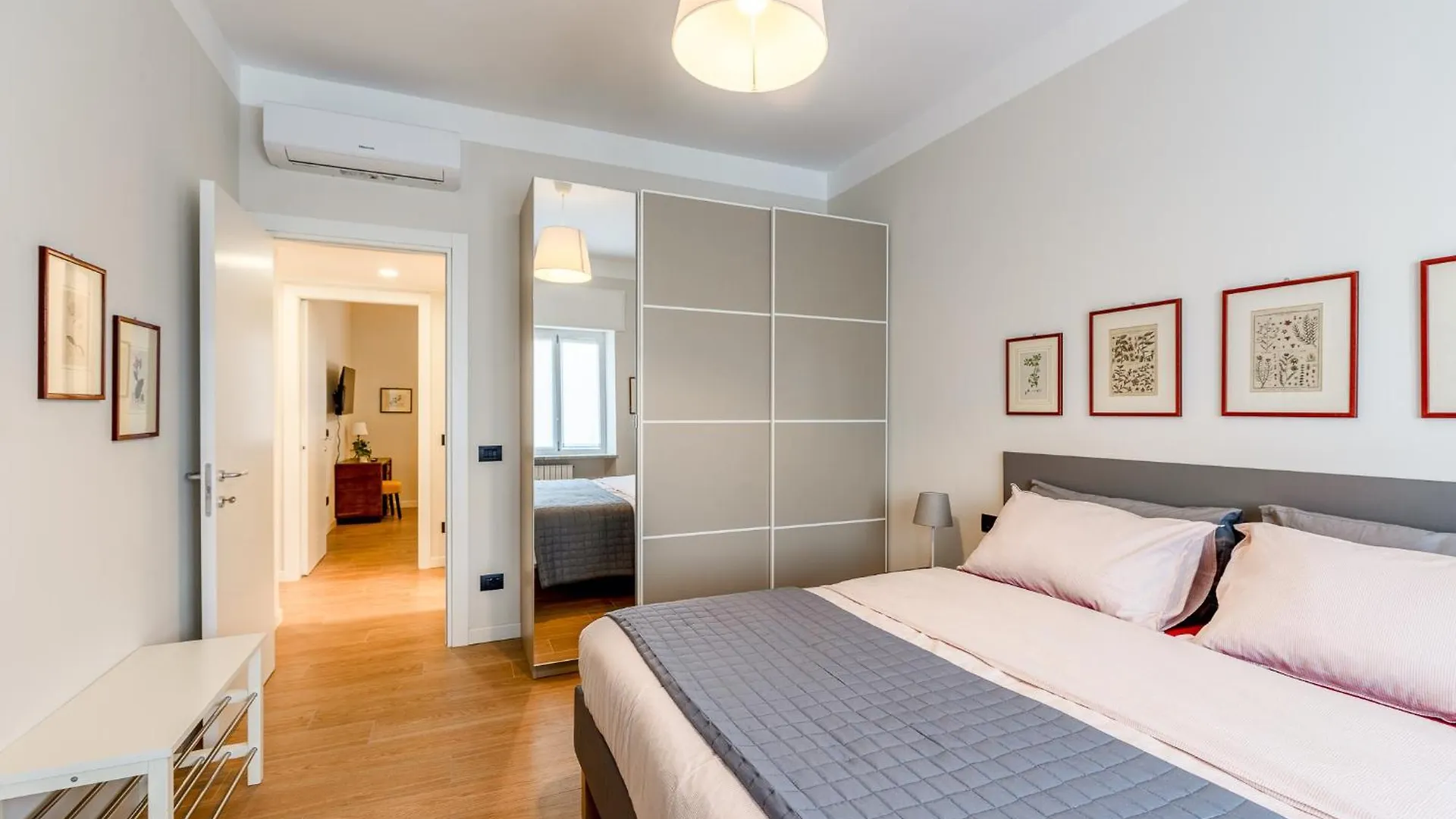 Apartment La Casa Di Lou - San Siro E City Life A 15 Minuti Milan